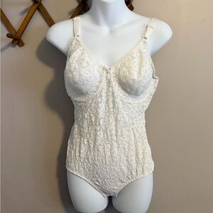 Vintage Wonderbra White Floral Lace Bodysuit Shaper - 38C naked dressing bridal
